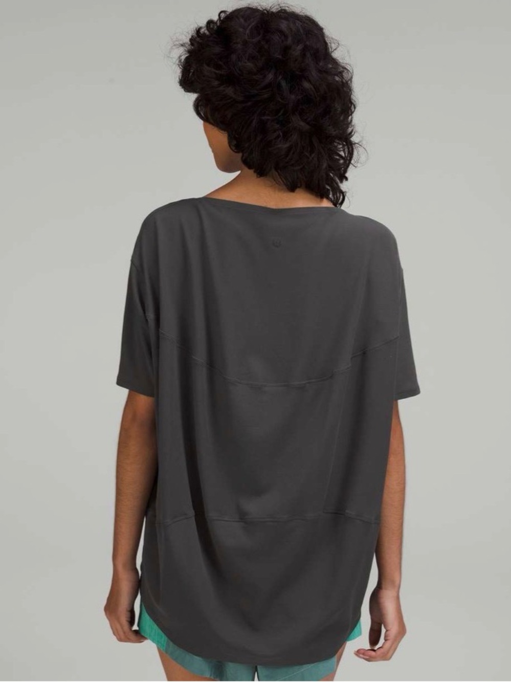 Lululemon Back in Action Short Sleeve T-Shirt *Nulu
Graphite Grey - Picture 2 of 7